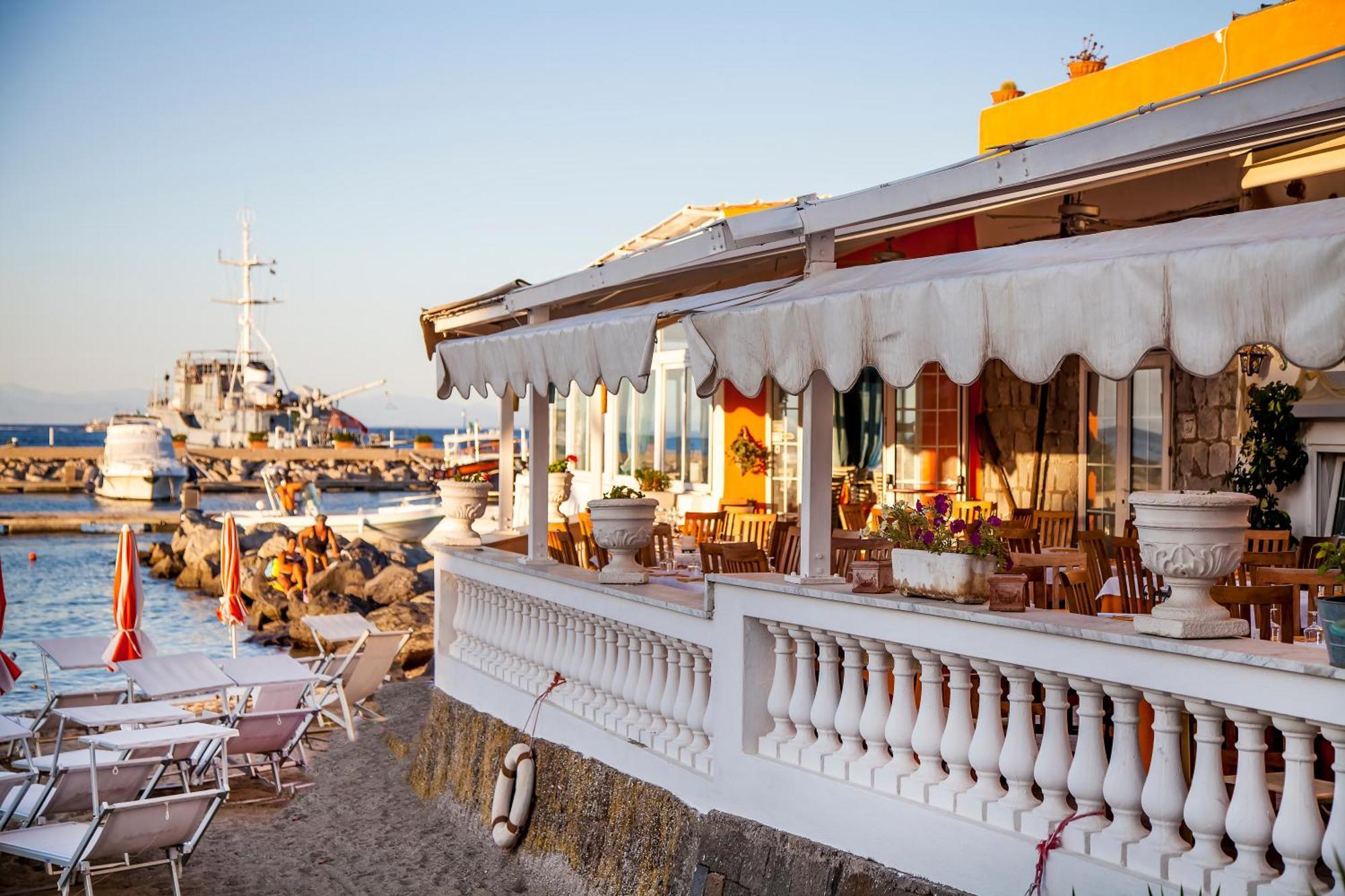 Hotel La Sirenella 3*
