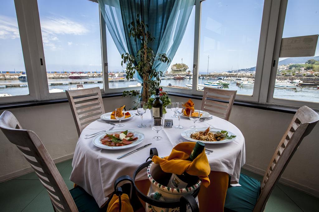 La Sirenella Lacco Ameno (Isola d'Ischia)