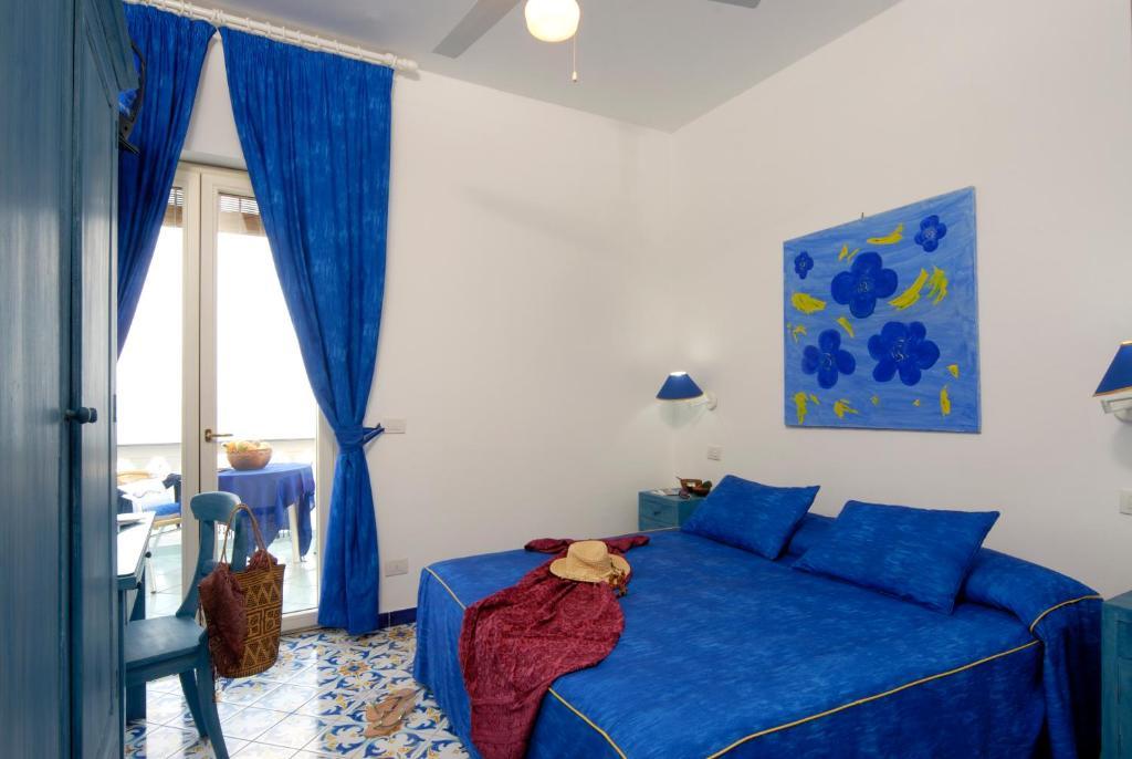 La Sirenella 3* Lacco Ameno (Isola d'Ischia)